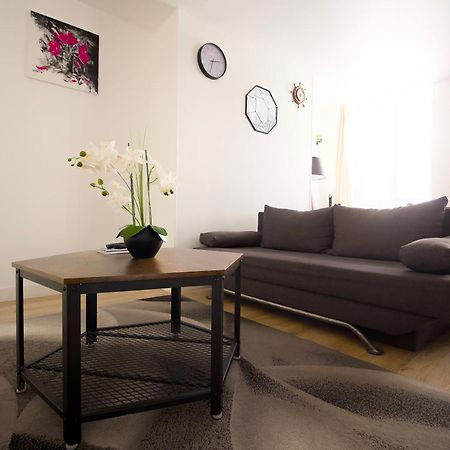Triplex Lumineux A Cherbourg, Hyper Centre, 2 Pas Du Port & Vie Nocturne, Intendance Luxury Host Eksteriør bilde